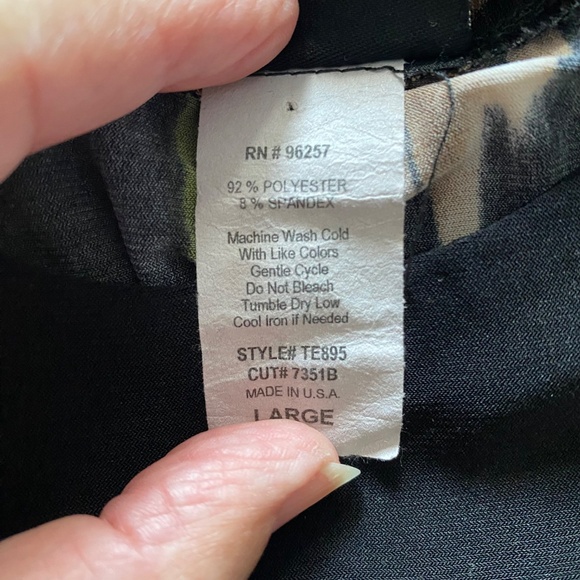 BUY 2 ITEMS GET 1 FREE - Perception Concept Watercolour Sleeveless Blouse Sz L - Picture 5 of 5